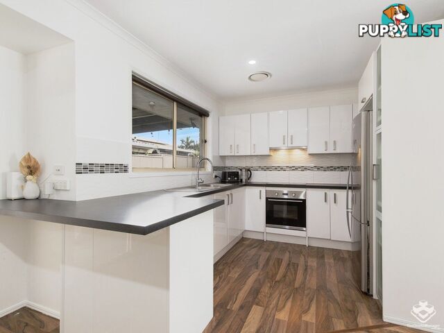 58 River Oak Drive Helensvale QLD 4212