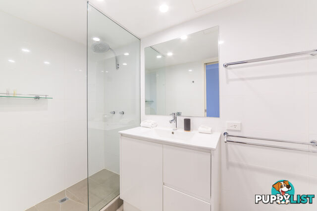 ID:21132069 10 Marine Parade Southport QLD 4215