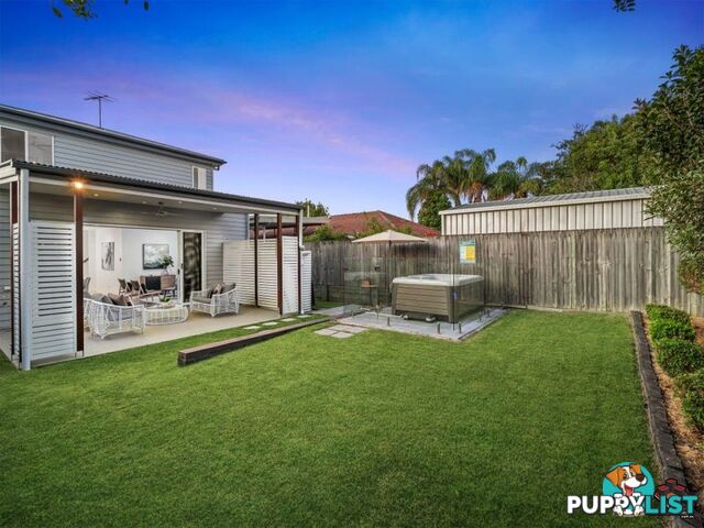 24 Boronia Avenue Holland Park West QLD 4121