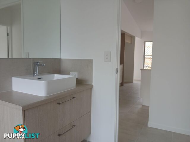 8 Radiata Court Brinsmead QLD 4870