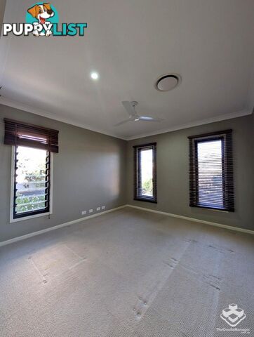 35 The Avenue heathwood QLD 4110