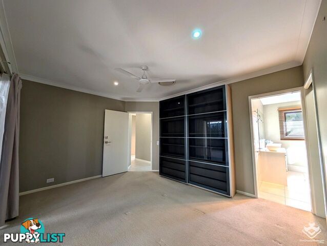 35 The Avenue heathwood QLD 4110