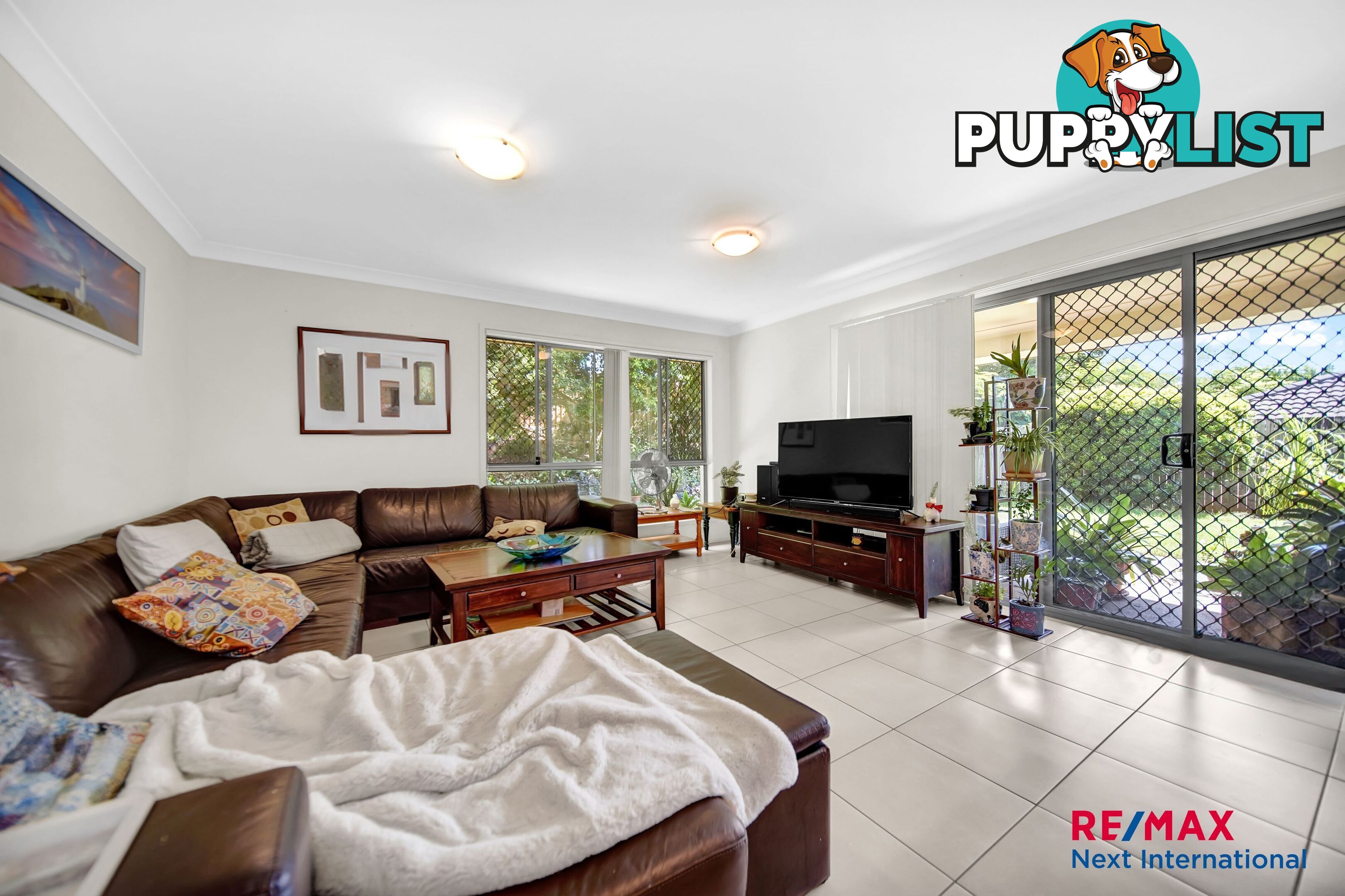 25 Shaw Place Redland Bay QLD 4165