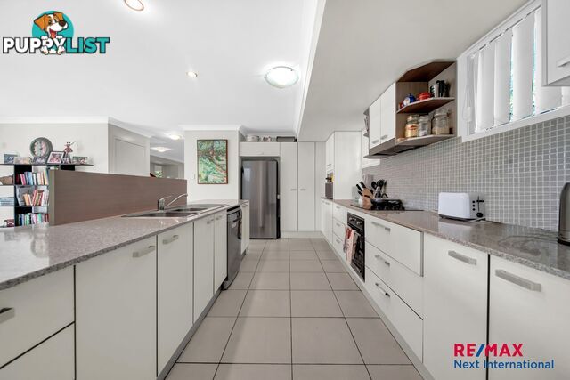 25 Shaw Place Redland Bay QLD 4165