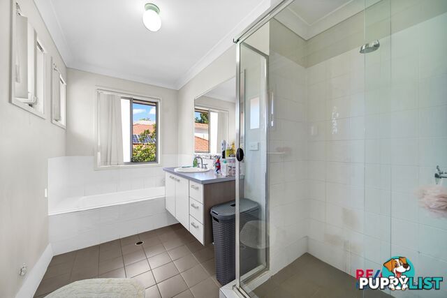 25 Shaw Place Redland Bay QLD 4165