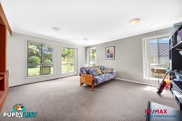25 Shaw Place Redland Bay QLD 4165