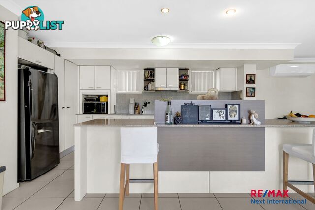 25 Shaw Place Redland Bay QLD 4165