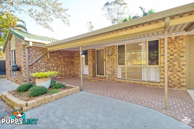 25 Dove Tree Crescent Sinnamon Park QLD 4073