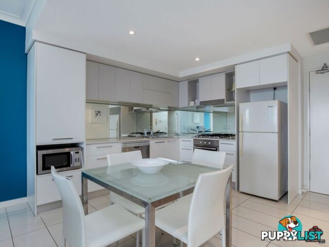 708/ 430 Marine Parade Biggera Waters QLD 4216