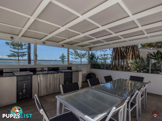 708/ 430 Marine Parade Biggera Waters QLD 4216