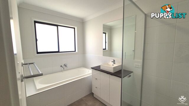 54 Howe Circuit Logan Reserve QLD 4133