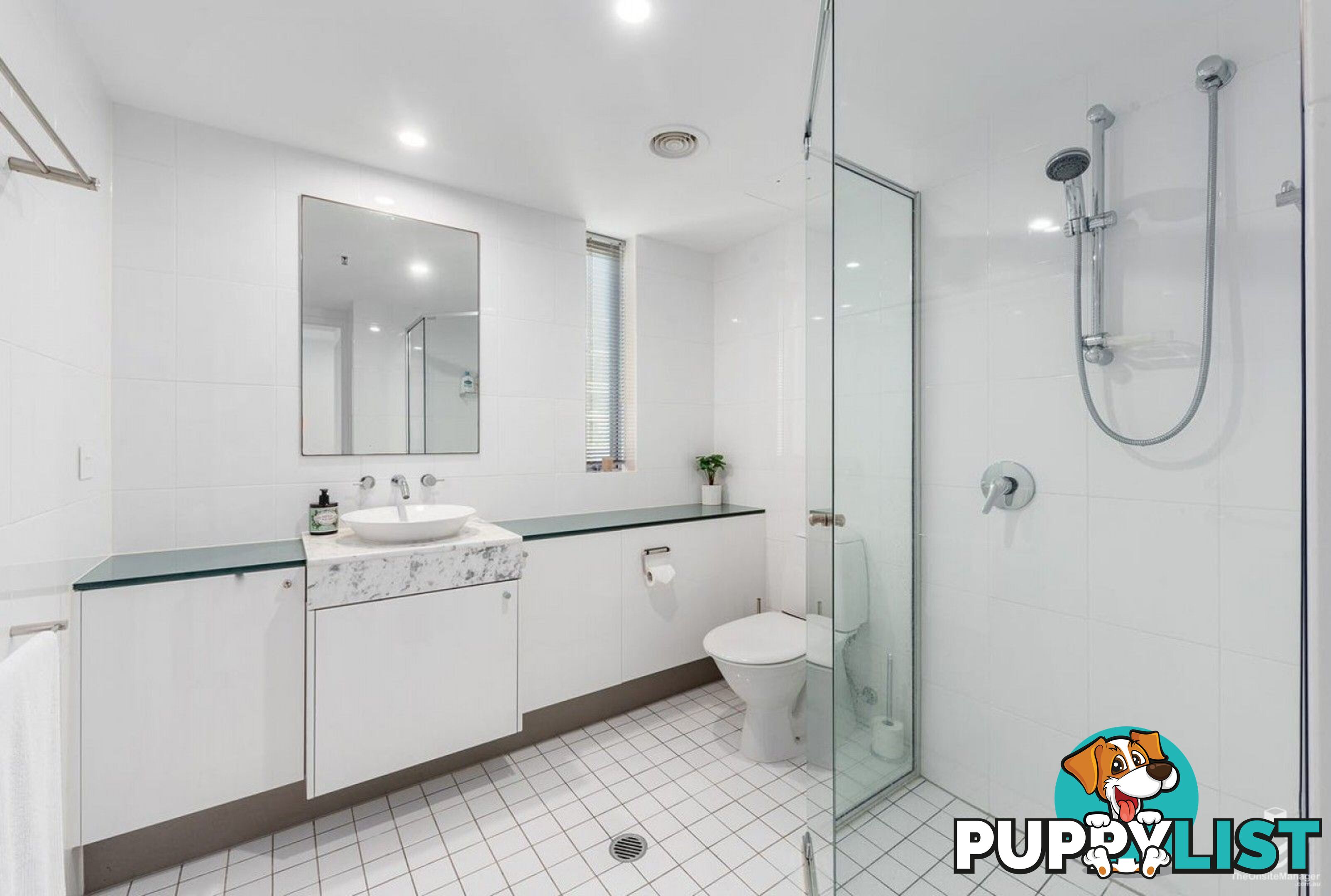 ID:21146622 40 Riverview Parade Surfers Paradise QLD 4217