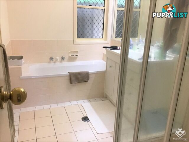 Labrador QLD 4215