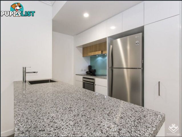205/113 Commercial Teneriffe QLD 4005