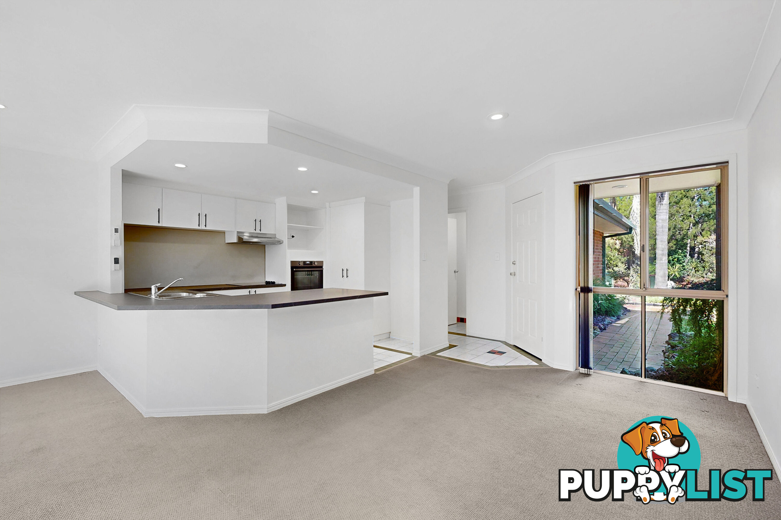 14/75 Brown Street Labrador QLD 4215