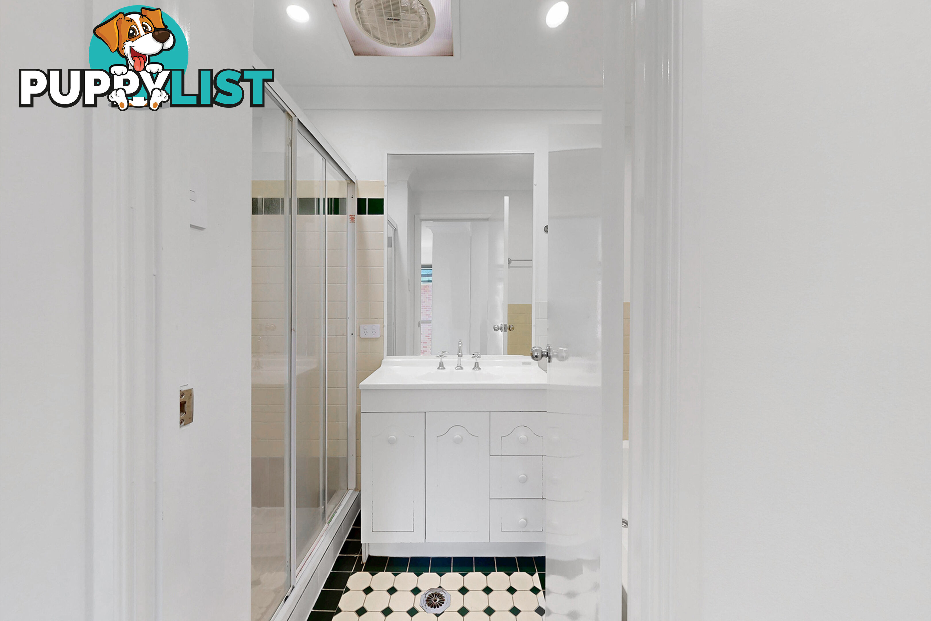 14/75 Brown Street Labrador QLD 4215