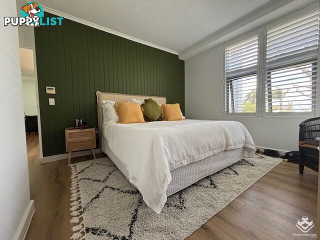 t17/28 Bayview Street Runaway Bay QLD 4216