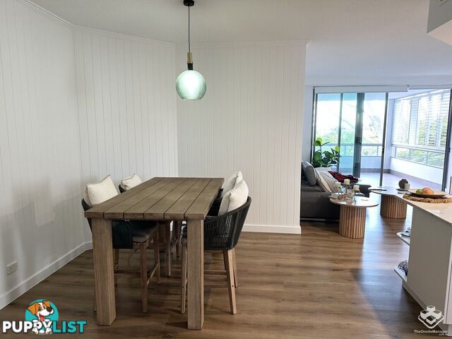 t17/28 Bayview Street Runaway Bay QLD 4216