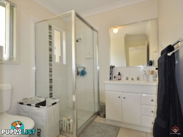 130 Jutland Street Oxley QLD 4075