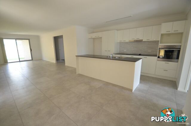 28 Claussen St Browns Plains QLD 4118