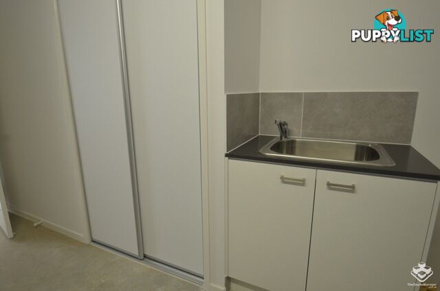 28 Claussen St Browns Plains QLD 4118