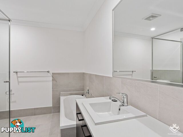 ID:21150738 6 Lakeview MORAYFIELD QLD 4506