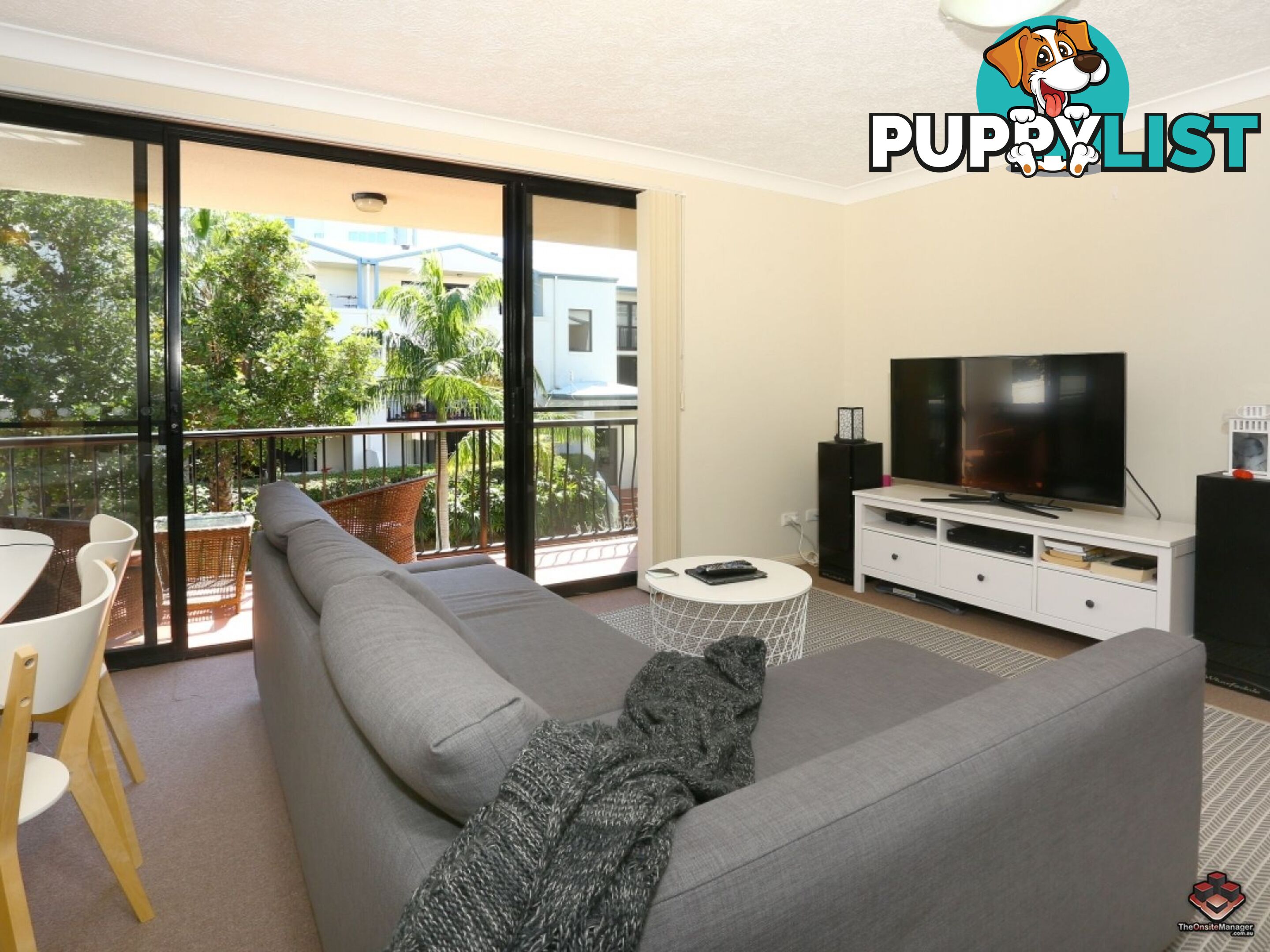 38 Labrador Street Labrador QLD 4215