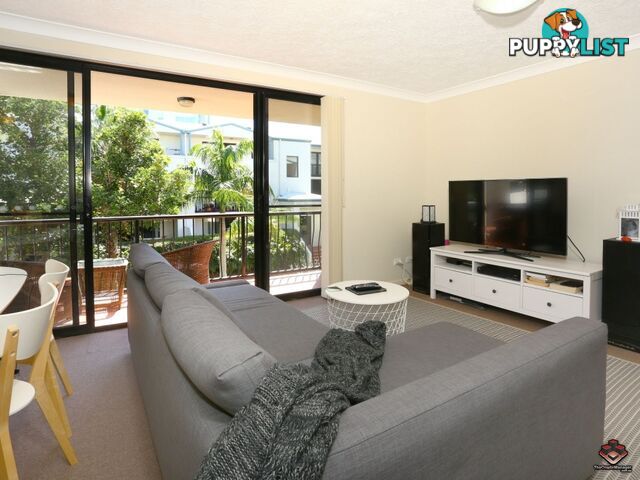 38 Labrador Street Labrador QLD 4215