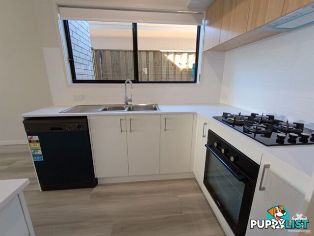 49 Jim Davidson Boulevard Belivah QLD 4207