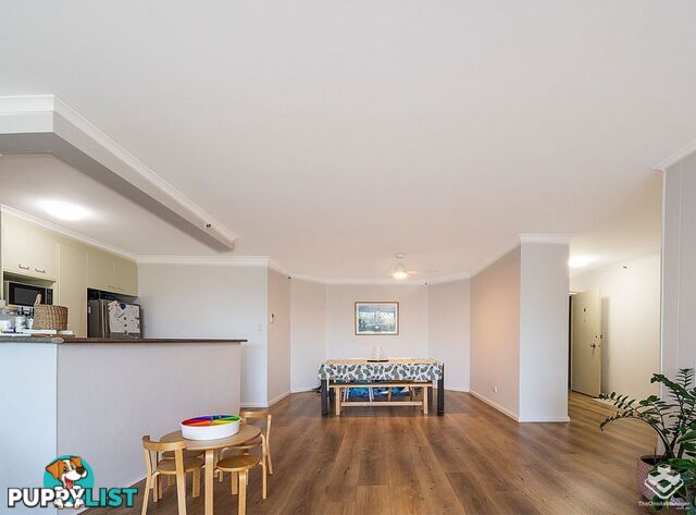 4/11-17 Hughes Avenue Main Beach QLD 4217