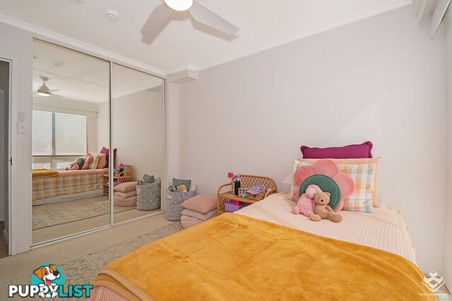 4/11-17 Hughes Avenue Main Beach QLD 4217