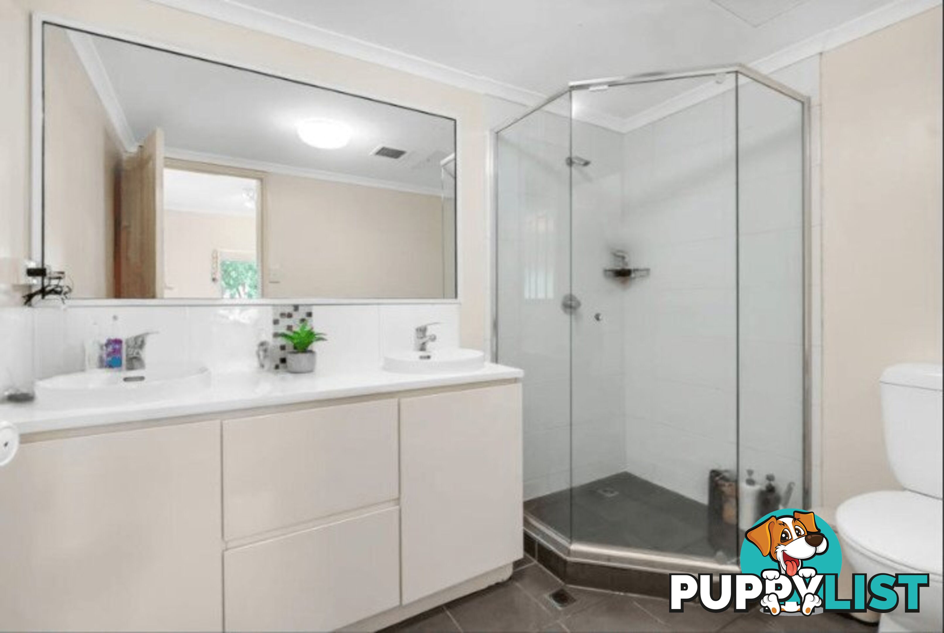 ID:21158864 25-27 Digger Street Cairns North QLD 4870