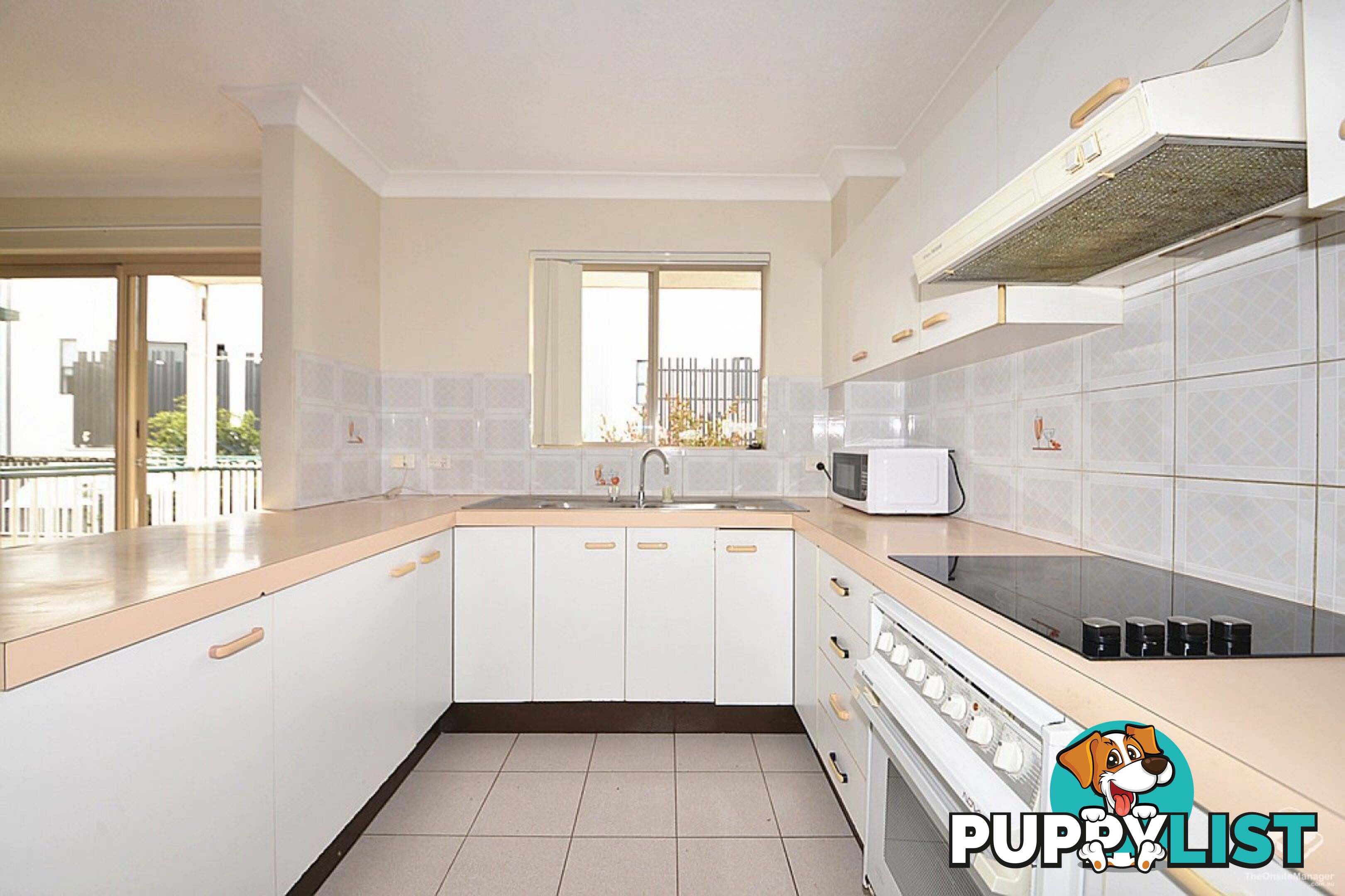 4/169 Sir Fred Schonell Drive St Lucia QLD 4067