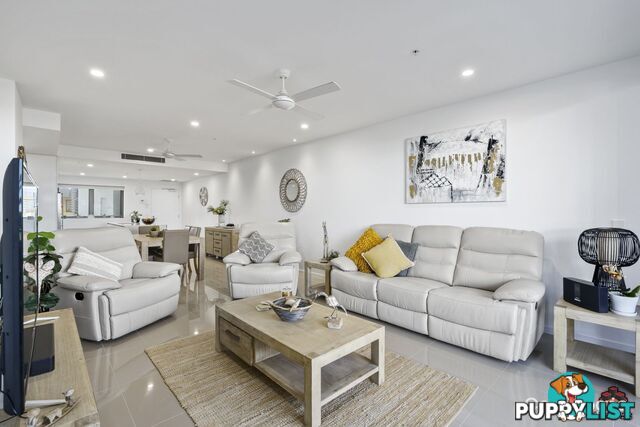 ID:21156428 388 Marine Parade Labrador QLD 4215