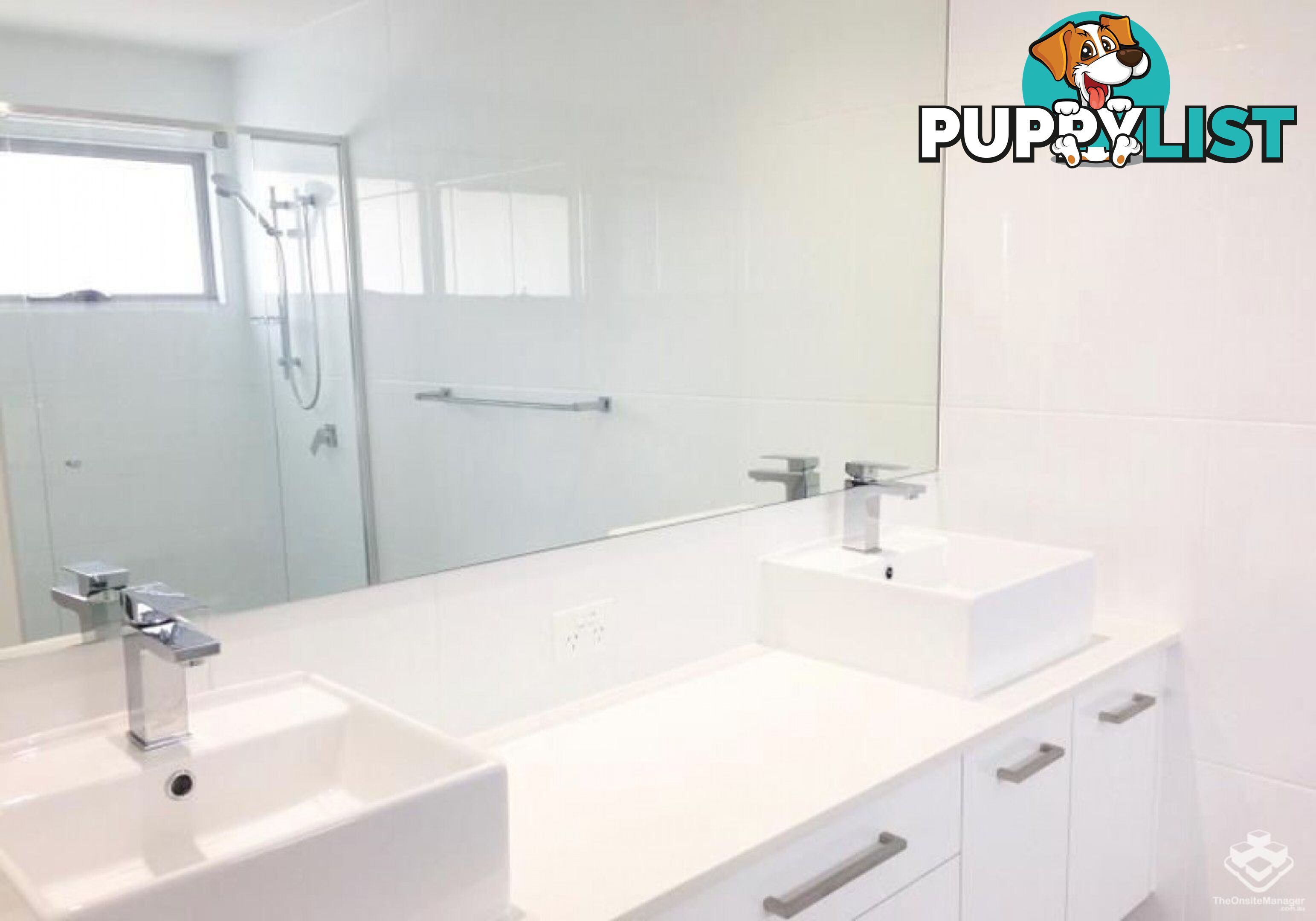 10/2 Waters Close Hope Island QLD 4212