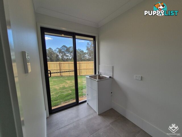 2 Prestwood Street Logan Reserve QLD 4133
