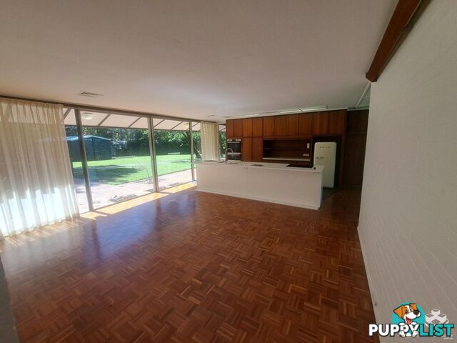 26 Scenic Road Kenmore QLD 4069