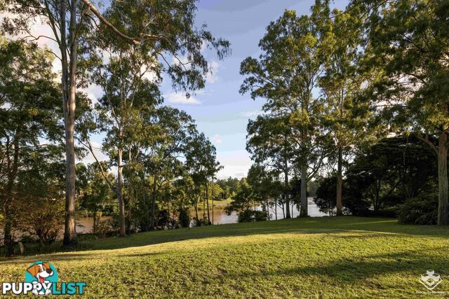 26 Scenic Road Kenmore QLD 4069