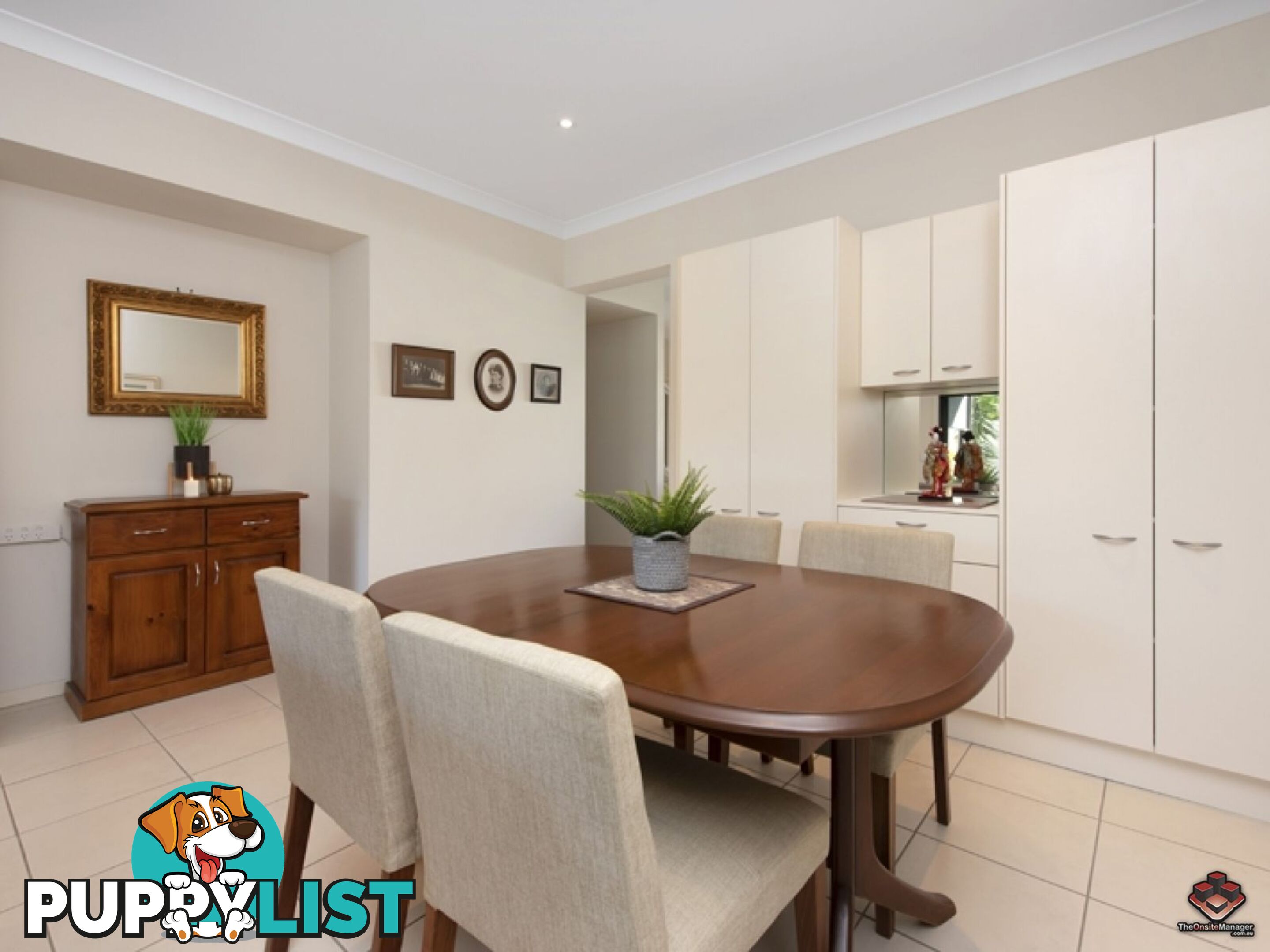 16 Surbiton Court Carindale QLD 4152