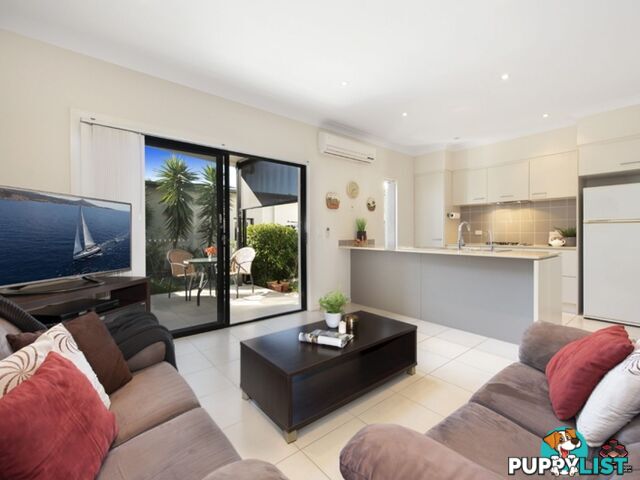 16 Surbiton Court Carindale QLD 4152