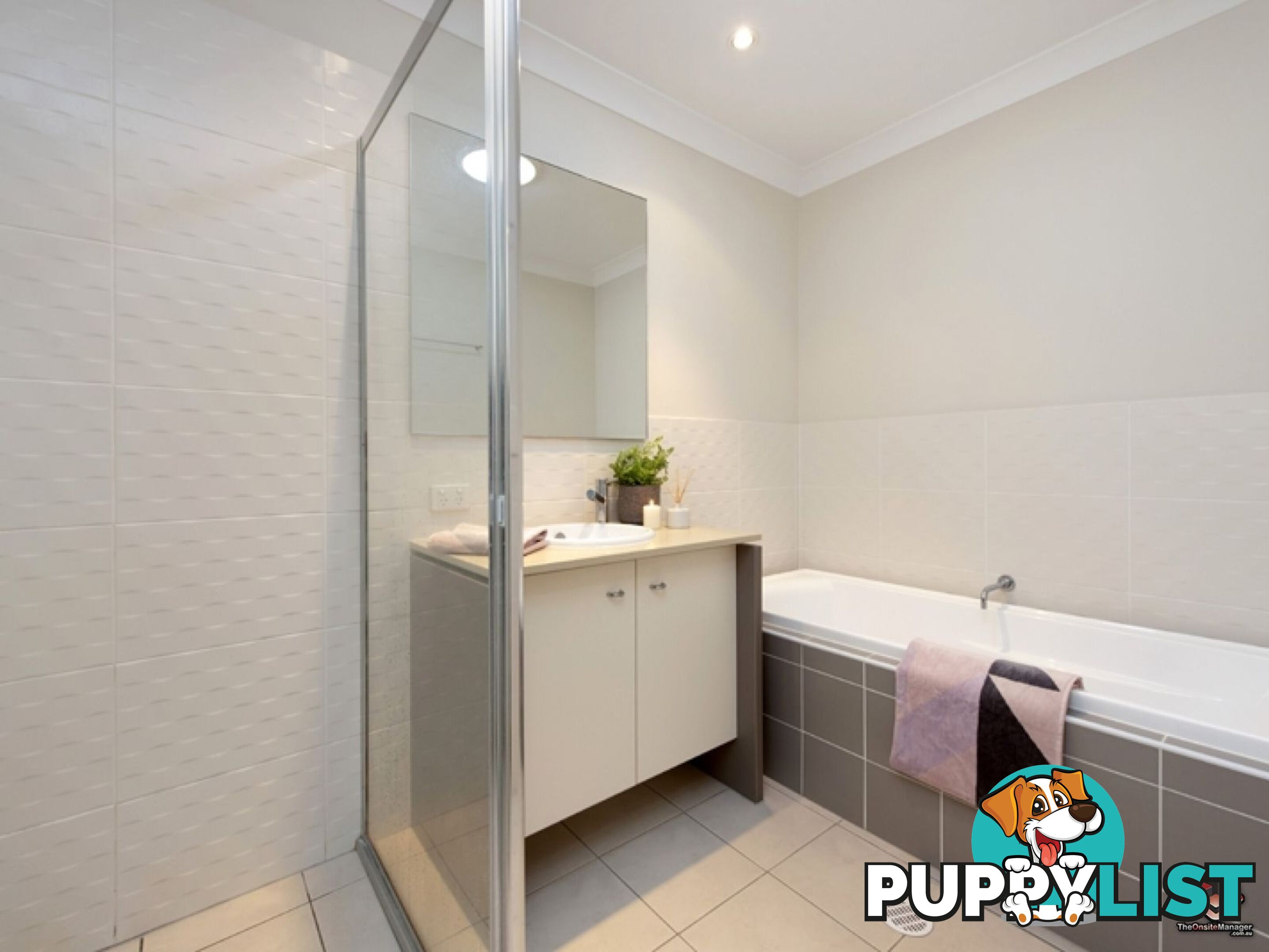 16 Surbiton Court Carindale QLD 4152