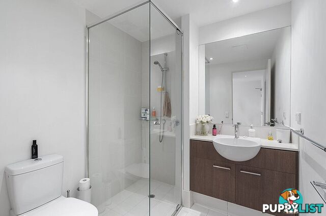 ID:21155099 305 Easthill Drive Robina QLD 4226