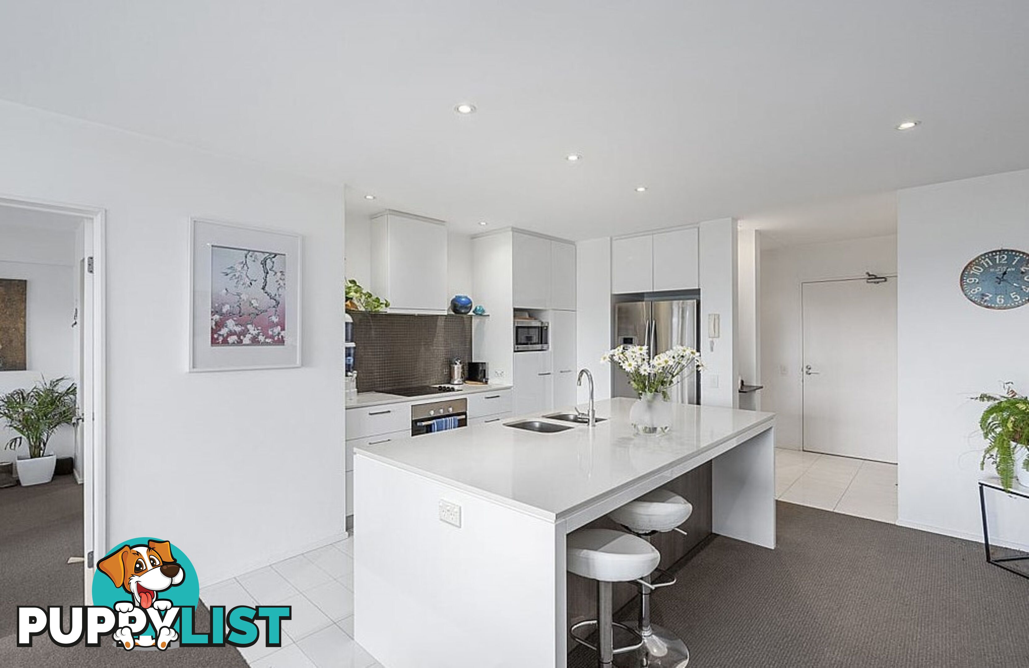 ID:21155099 305 Easthill Drive Robina QLD 4226