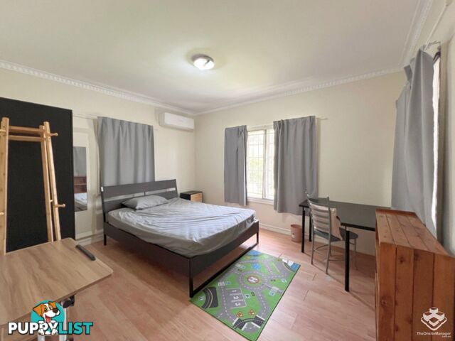 12 Mavis Street Saint Lucia QLD 4067