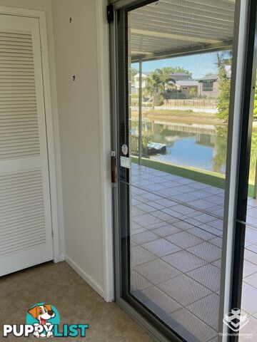 10 Costa Court Broadbeach Waters QLD 4218