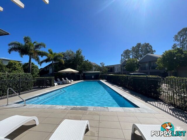 U16 / 123 Barrack Road Cannon Hill QLD 4170