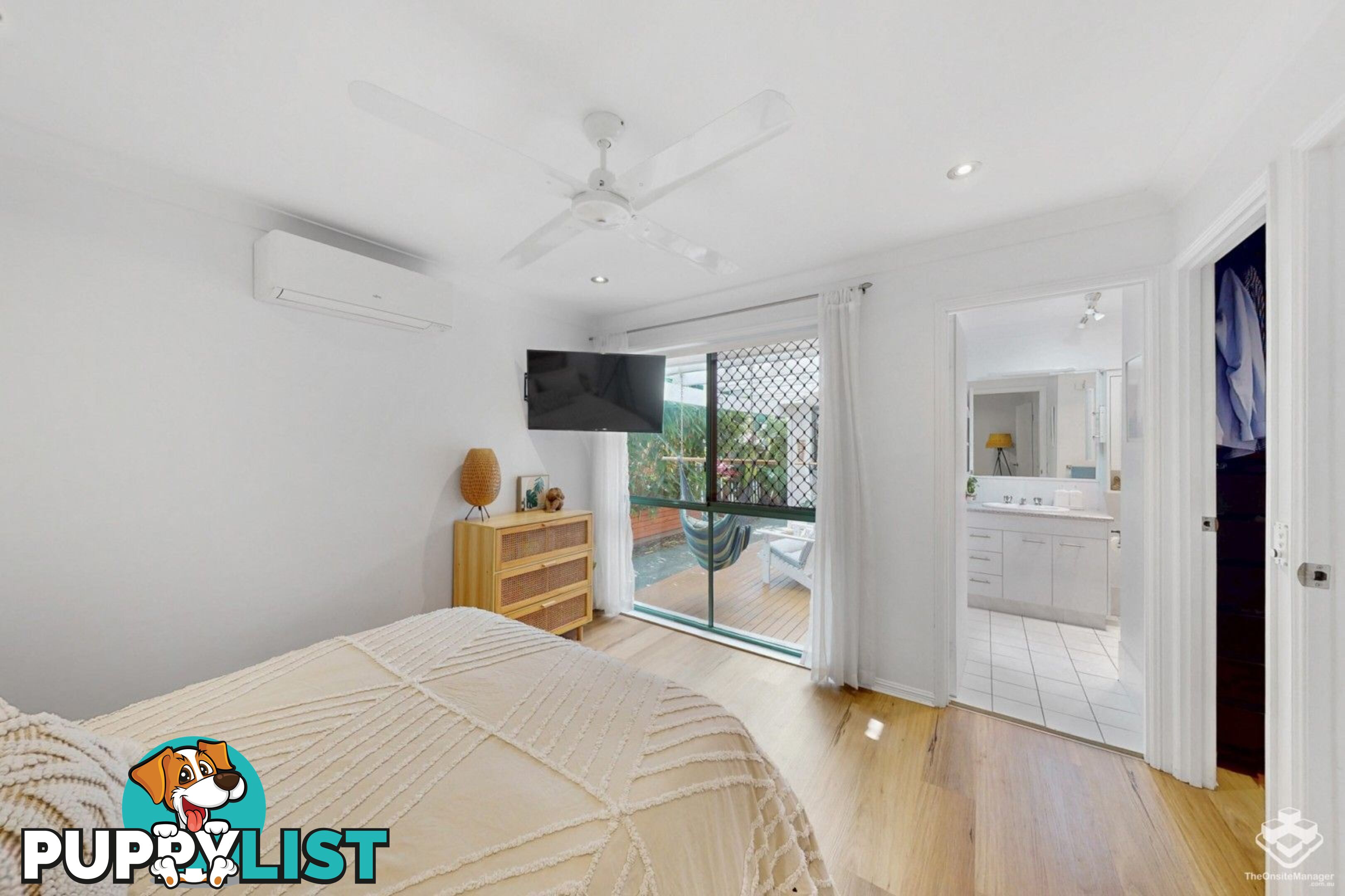 110 Greenacre Drive Parkwood QLD 4214