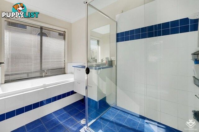 58 Barcoo Crescent Sinnamon Park QLD 4073