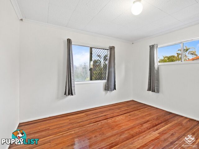 26 Lynngold Street Woodridge QLD 4114