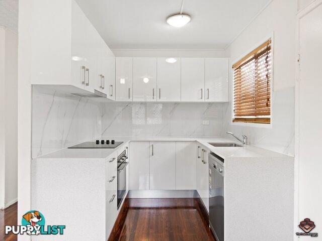 26 Lynngold Street Woodridge QLD 4114